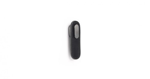 VIEFE oblong gomb fogantyú, Fekete bőr + fényes szürke P9931, 70mm